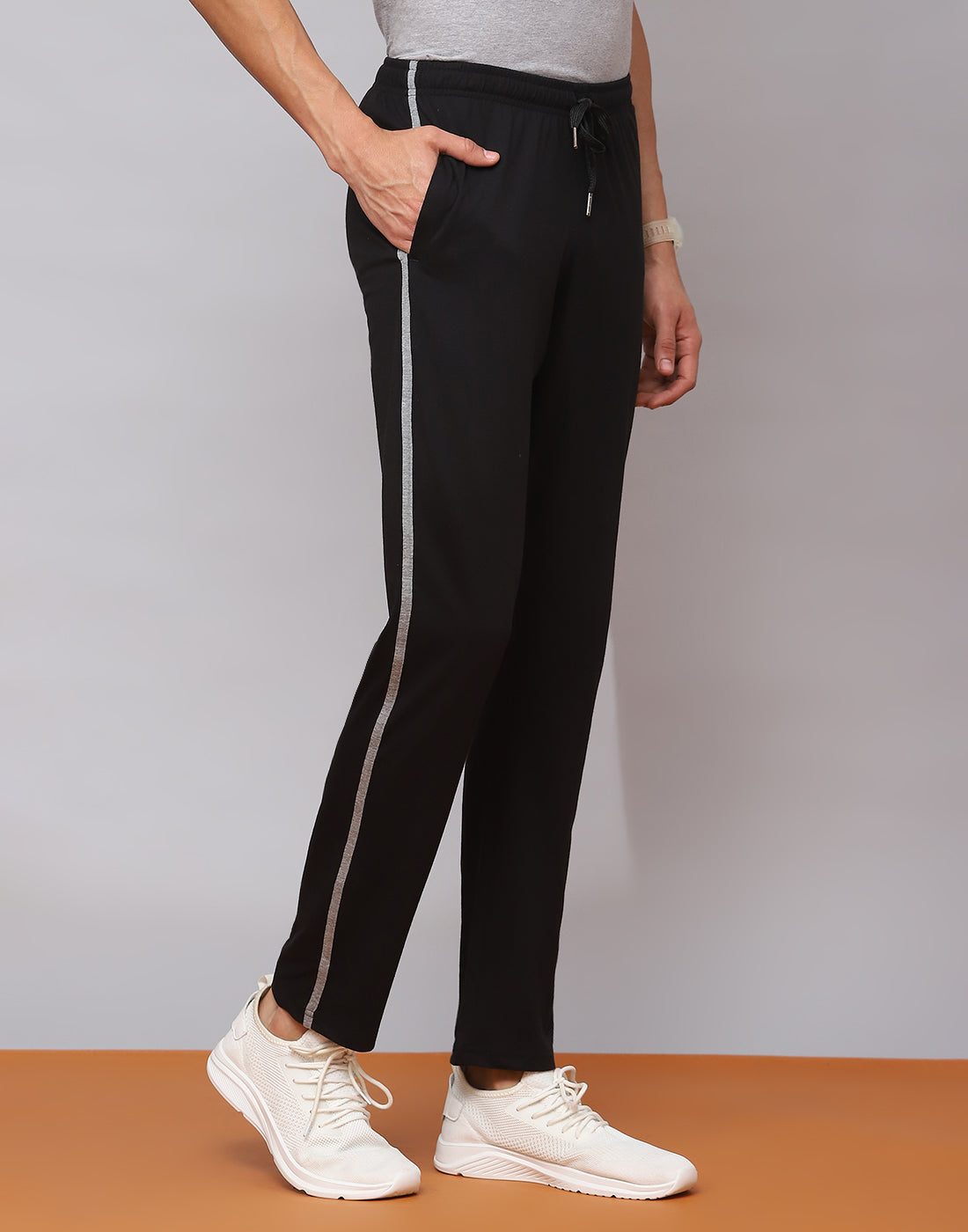 deres 1st collection⭐︎ 1st step pants 黒 Buy Men Black Solid Regular Fit Lower Online in India - Cloak & Decker